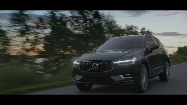 Video Reference: Land vehicle, Vehicle, Car, Automotive design, Mid-size car, Volvo cars, Crossover suv, Compact sport utility vehicle, Mazda, Volvo xc90