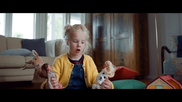 Video Reference: Child, People, Toddler, Facial expression, Sitting, Head, Nose, Snapshot, Fun, Cheek