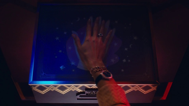 Video Reference: Hand, Performance, Arm, Finger, Stage, Technology, Event, Night, Room, Performing arts