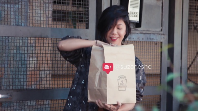 Video Reference: Shoulder, Snapshot, Street fashion, Pattern, Bag, Person