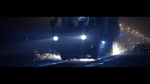 Video Reference: Light, Automotive lighting, Headlamp, Mode of transport, Darkness, Lighting, Atmosphere, Lens flare, Sky, Midnight