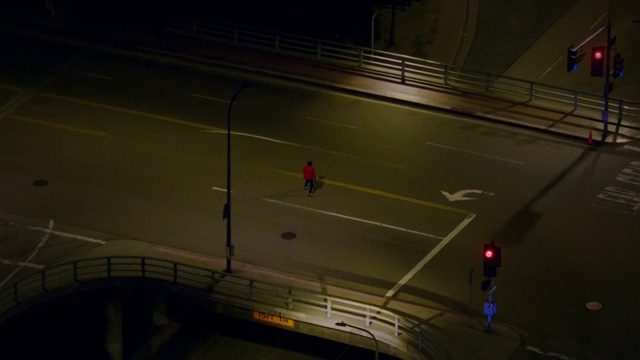 Video Reference: Black, Green, Light, Night, Red, Mode of transport, Line, Lighting, Snapshot, Yellow