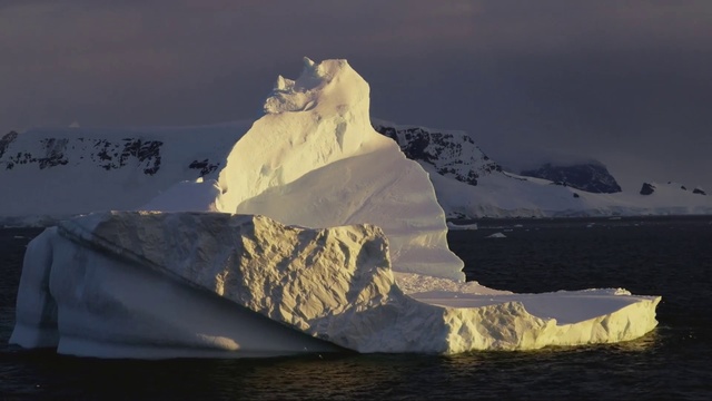 Video Reference: Iceberg, Ice, Glacial landform, Arctic, Nunatak, Polar ice cap, Sea ice, Natural environment, Ice cap, Mountain