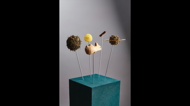 Video Reference: vase, still life photography, lamp