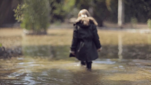 Video Reference: water, girl, tree, fun