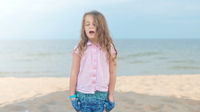 Video Reference: Photograph, Blue, Pink, Sea, Summer, Vacation, Beach, Fun, Ocean, Water, Person