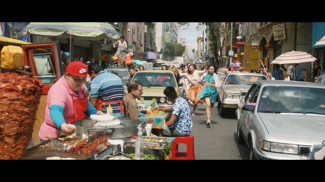 Video Reference: Vehicle, Public space, Motor vehicle, Mode of transport, Selling, Market, Street, Car, Human settlement, Hawker