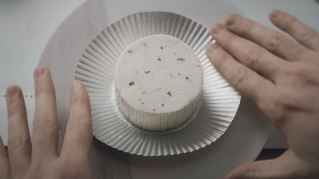 Video Reference: dishware, Person