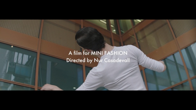 Video Reference: Shoulder, Photograph, Arm, Snapshot, Joint, Photo caption, Muscle, Human body, Photography, Fun