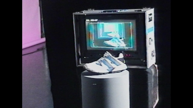 Video Reference: Screen, Product, Electronics, Multimedia, Display device, Technology, Electronic device, Gadget, Media, Television, Person