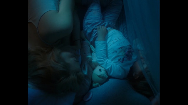 Video Reference: Blue, Darkness, Electric blue, Flesh, Screenshot, Cg artwork, Fictional character, Fiction, Art, Person