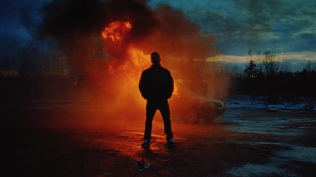 Video Reference: sky, atmosphere, geological phenomenon, darkness, smoke, evening, wildfire, flame, silhouette, heat, Person