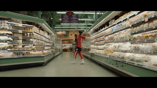 Video Reference: supermarket, aisle, inventory, grocery store, retail, Person