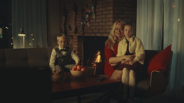 Video Reference: darkness, night, fun, event, conversation, Person