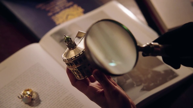 Video Reference: Eyewear, Hand, Magnifying glass, Fashion accessory