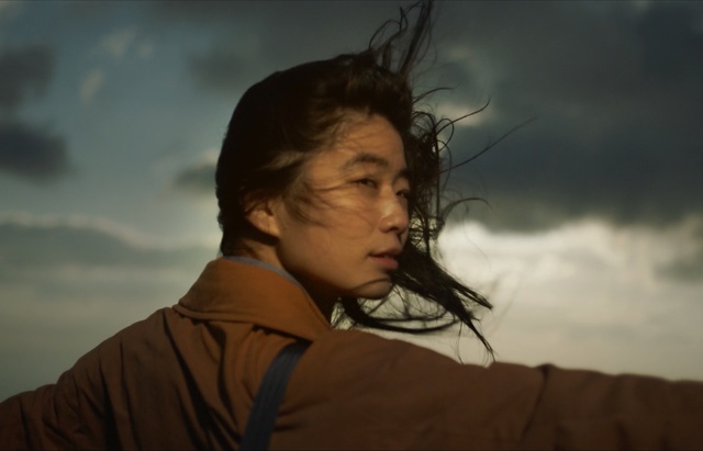Video Reference: sky, cloud, black hair, human, girl, tree, portrait, sunlight, computer wallpaper