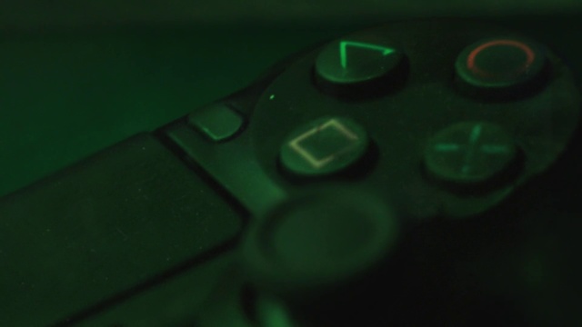 Video Reference: Green, Close-up, Technology, Electronic device, Macro photography, Circle