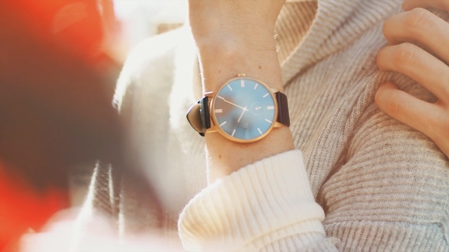 Video Reference: jewellery, ring, fashion accessory, finger, nail, hand, turquoise, body jewelry, wedding ring