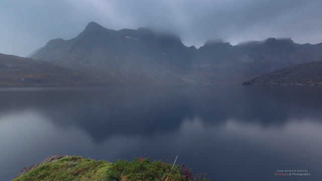 Video Reference: highland, nature, loch, sky, lake, wilderness, mountain, atmosphere, reflection, fjord