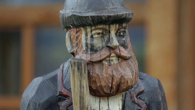 Video Reference: Sculpture, Art, Statue, Carving, Chainsaw carving, Wood, Moustache, Artifact, Nonbuilding structure