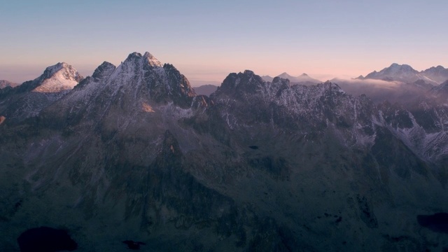Video Reference: Mountainous landforms, Mountain, Mountain range, Ridge, Highland, Sky, Massif, Alps, Summit, Wilderness