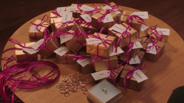 Video Reference: Pink, Party favor, Material property, Wedding favors, Present, Origami, Magenta, Gift wrapping, Art