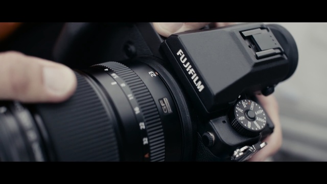 Video Reference: single lens reflex camera, cameras & optics, camera, digital camera, digital slr, reflex camera, camera lens, photography, mirrorless interchangeable lens camera, product