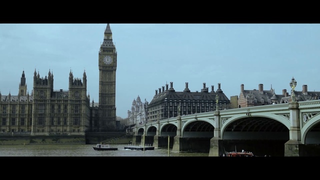 Video Reference: Landmark, Architecture, Building, City, Sky, Medieval architecture, Palace, Arch, Tower, Urban area