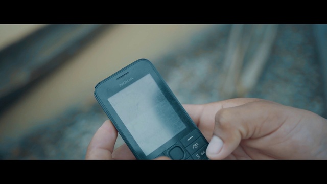 Video Reference: Gadget, Text, Mobile phone, Electronic device, Technology, Portable communications device, Communication Device, Hand, Smartphone, Feature phone