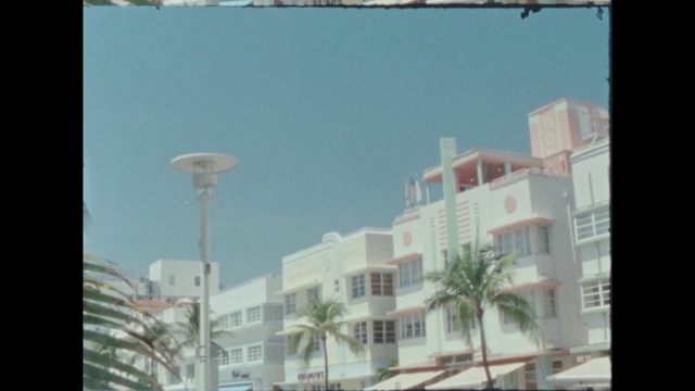 Video Reference: Metropolitan area, Urban area, Daytime, Sky, Architecture, Atmospheric phenomenon, City, Human settlement, Snapshot, Building