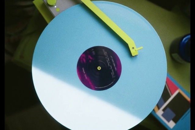 Video Reference: Tableware, Dishware, Kitchen utensil, Automotive design, Table, Eyewear, Audio equipment, Magenta, Circle, Automotive lighting