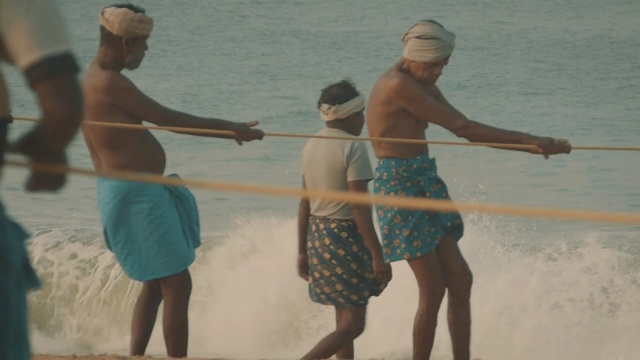 Video Reference: Fun, Vacation, Barechested, Leg, Barefoot, Leisure