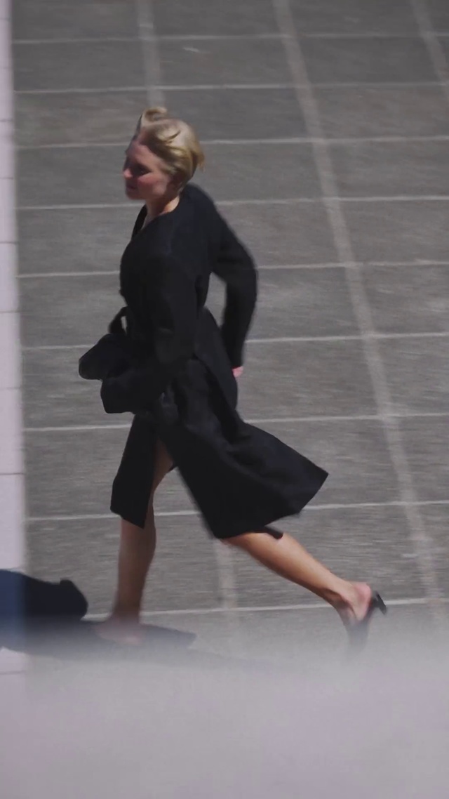 Video Reference: Clothing, Fashion, Leg, Shoulder, Footwear, Joint, Dress, Fashion model, Human leg, Ankle