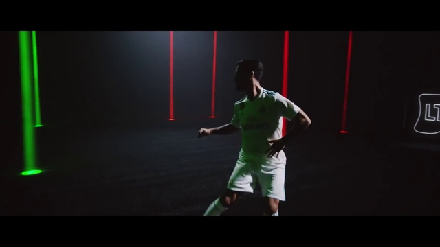 Video Reference: Green, Performance