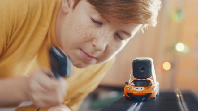 Video Reference: Gadget, Product, Mobile phone, Smartphone, Technology, Portable communications device, Child, Electronic device, Communication Device, Photography