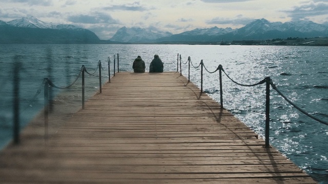 Video Reference: Sky, Water, Pier, Natural landscape, Dock, Horizon, Sea, Atmospheric phenomenon, Ocean, Morning
