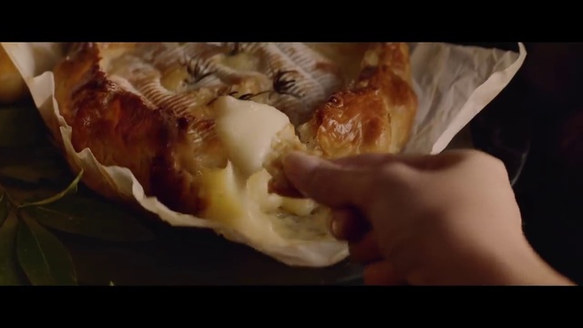 Video Reference: Food, Dish, Cuisine, Ingredient, Dessert, Junk food, Baked goods, Pastry, Recipe, Produce