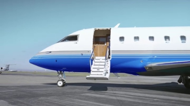 Video Reference: Vehicle, Airplane, Aircraft, Airline, Aviation, Air travel, Aerospace engineering, Airliner, Business jet, Flight