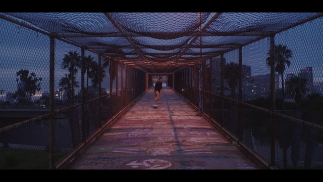 Video Reference: Adventure game, Sky, Darkness, Screenshot, Walkway, Games