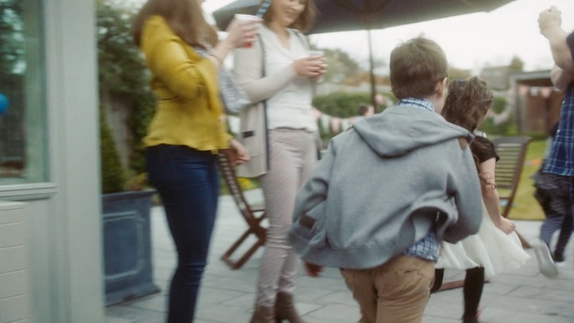 Video Reference: jeans, mammal, snapshot, girl, fun, interaction, human behavior, street, trousers, walking