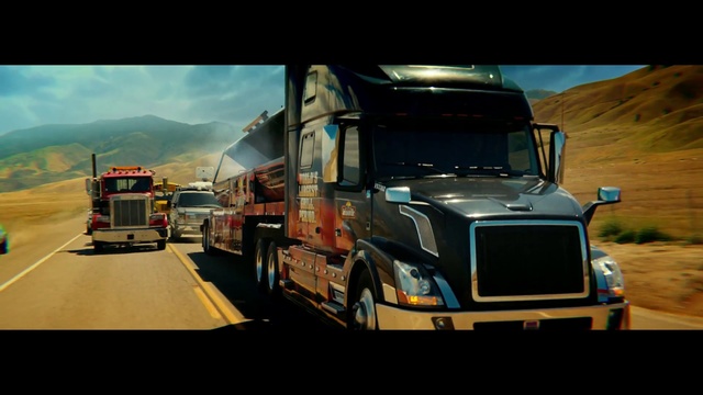 Video Reference: Transport, Mode of transport, Motor vehicle, Vehicle, Truck, Commercial vehicle, Freight transport, trailer truck, Truck driver, Car