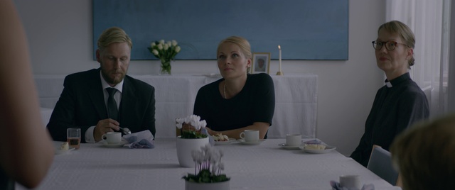 Video Reference: Event, Adaptation, Plant, Table, Conversation, White-collar worker, Flower, Houseplant