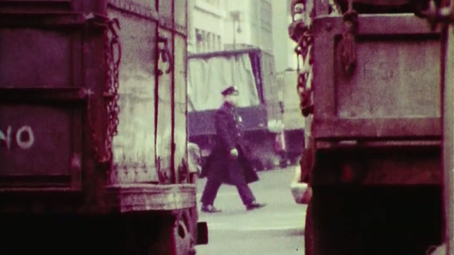Video Reference: purple, snapshot, street, alley, magenta, road