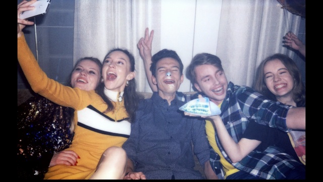 Video Reference: People, Friendship, Social group, Fun, Youth, Snapshot, Event, Cool, Photobombing, Smile, Person