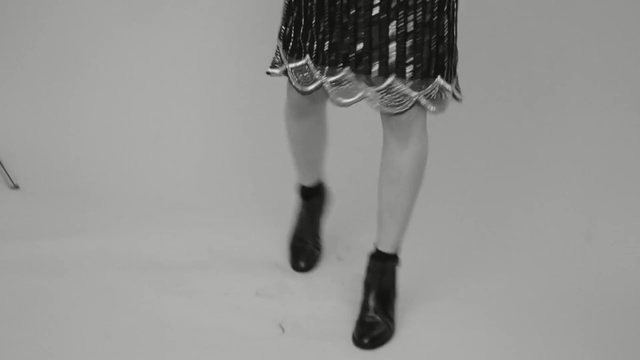 Video Reference: White, Black, Clothing, Black-and-white, Leg, Monochrome photography, Footwear, Fashion, Human leg, Knee