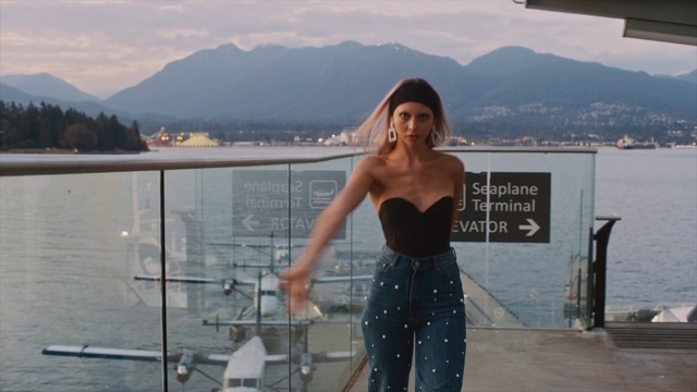 Video Reference: Beauty, Dress, Vacation, Photography, Photo shoot, Travel, Tourism, Sea