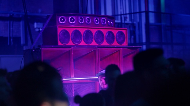 Video Reference: Blue, Violet, Purple, Red, Light, Visual effect lighting, Magenta, Lighting, Pink, Fun