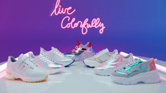 Video Reference: Pink, Footwear, Icing, Shoe, Font, Sweetness, Dessert, Birthday, Cake decorating supply, Meringue