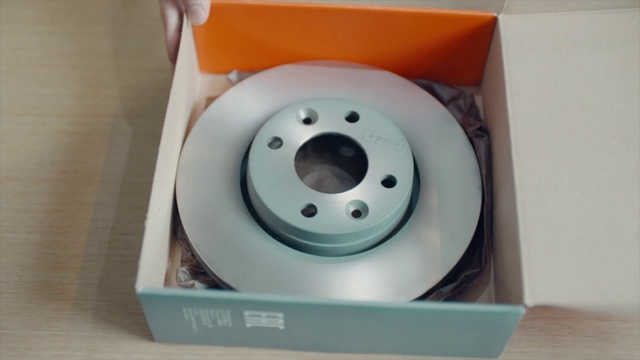 Video Reference: Product, Disc brake, Auto part, Wheel, Vehicle brake, Automotive wheel system, Rim