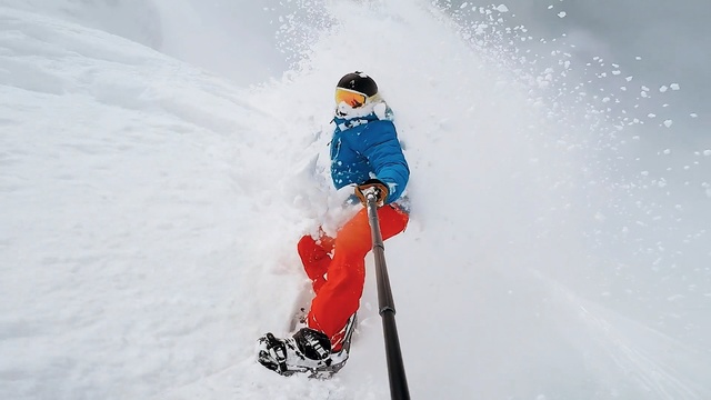 Video Reference: ski, snow, winter, cold, skier, sport, mountain, fun, season, active, extreme, Person
